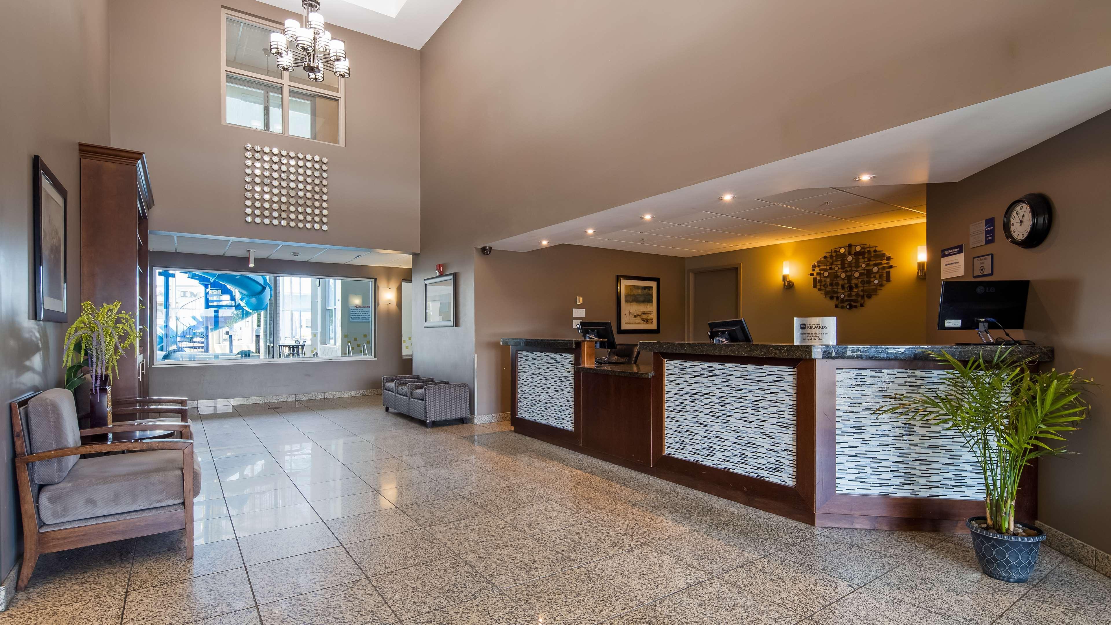 Best Western Plus Brandon Inn Exterior foto