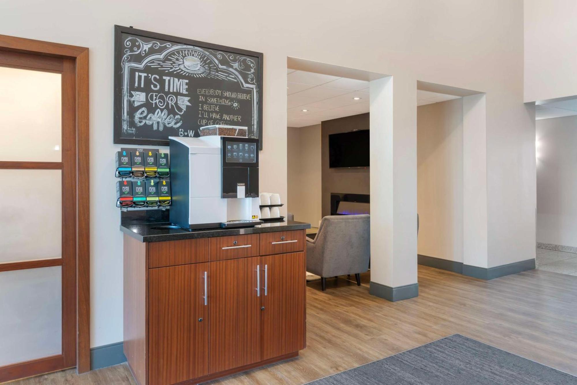 Best Western Plus Brandon Inn Exterior foto